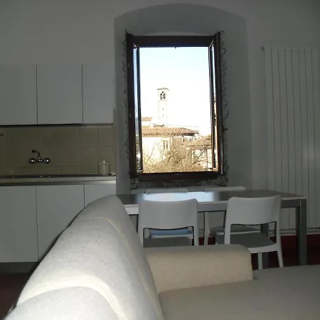 Da Graziella Apartment Lovere